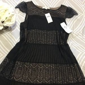 Beautiful lace pleated  dress! ❤️